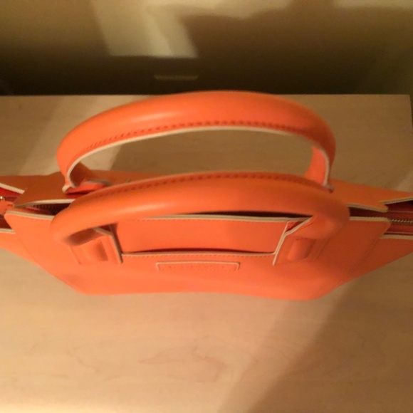 Sale! New Vera Bradley Melon Tote Bag & Detachable Crossbody Strap & Pouch - Picture 11 of 11